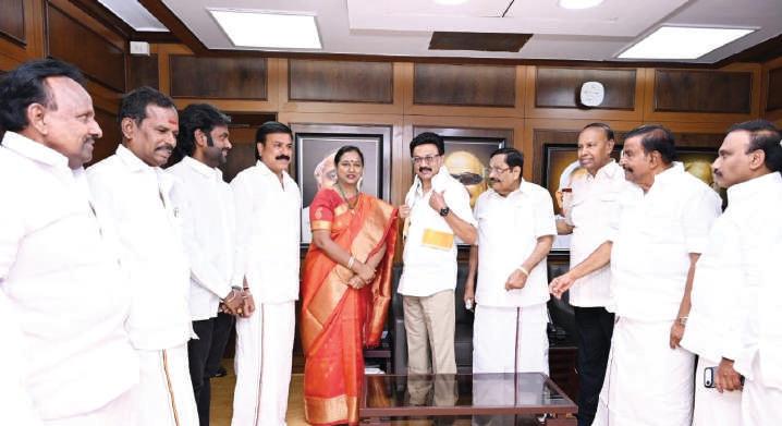 விடுதலை சிறுத்தைகள் கட்சிக்கு 8 தொகுதிகள்: தே.மு.தி.க.வுக்கு 10 தொகுதிகள் ஒதுக்கீடு