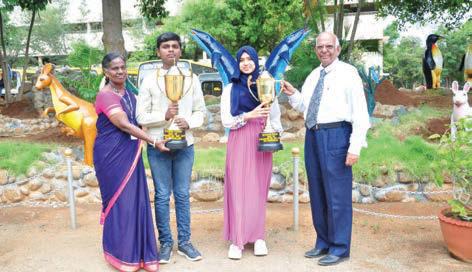 பிளஸ்-1 தேர்வில் பழைய குற்றாலம் ஹில்டன் பள்ளி மாணவர்கள் சாதனை