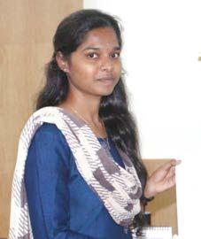 கருவூலத்தில் பாதுகாப்பு பணியில் இருந்த பெண்போலீஸ் துப்பாக்கியால் சுட்டு தற்கொலை