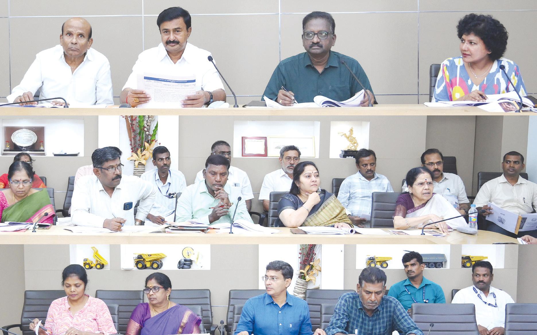 லண்டன் புறப்பட்ட ஏர் இந்தியா விமானம் மீண்டும் மும்பை திரும்பியது