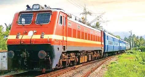 பள்ளி வேன் மீது ரெயில் மோதிய விபத்து எதிரொலி - ரெயில்கள் நடுவழியில் நிறுத்தம்