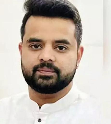 பாலியல் வன்கொடுமை வழக்கில் பிரஜ்வல் ரேவண்ணாவுக்கு ஆயுள் தண்டனை விதிப்பு