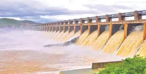 109 அடியை நெருங்கும் நீர்மட்டம்- மேட்டூர் அணைக்கு நீர்வரத்து அதிகரிப்பு