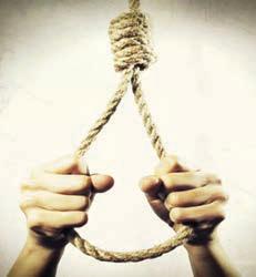 செல்போனில் நீண்ட நேரம் பேசுவதை தாயார் கண்டித்ததால் நர்சிங் பயிற்சி மாணவி தற்கொலை