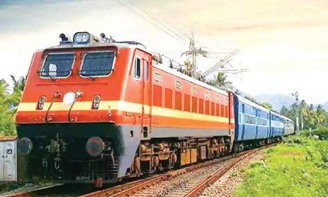 ரெயில் பயணிகள் படிக்கட்டில் அமர்ந்து பயணம் செய்தால் அபராதம்