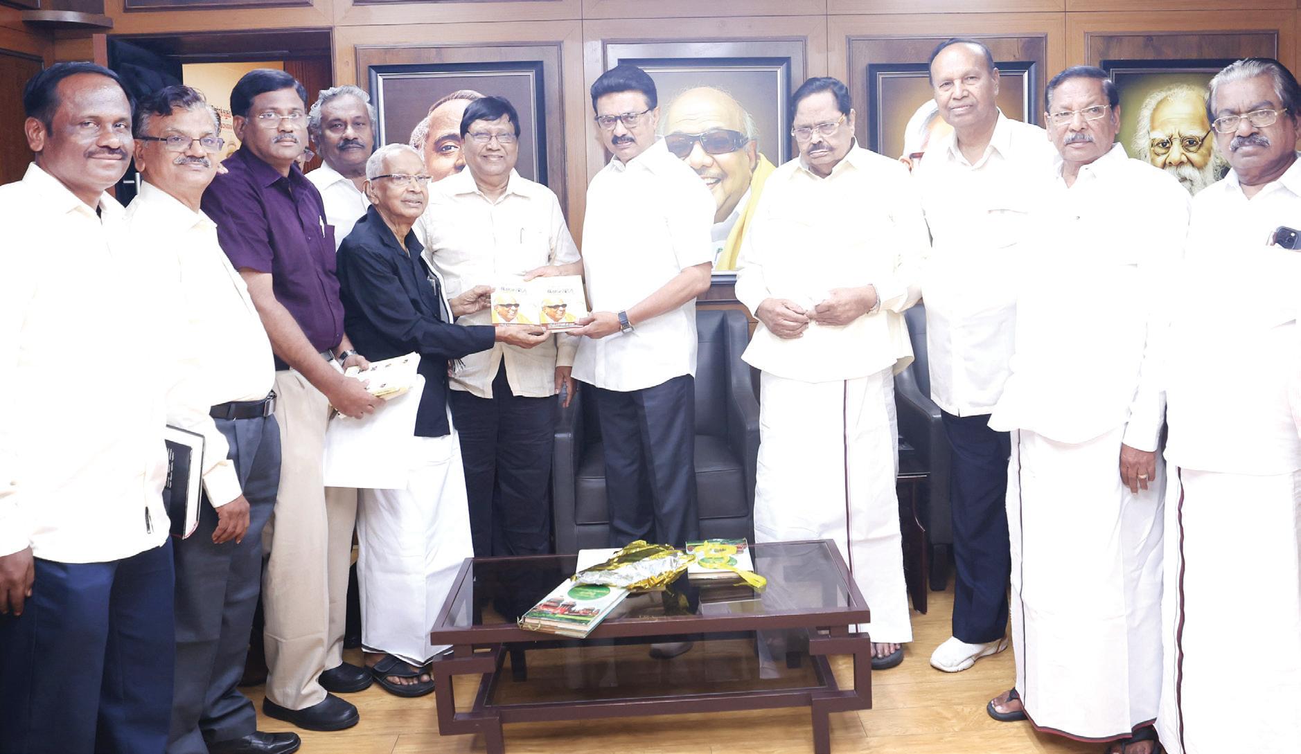 டாஸ்மாக் முறைகேடு வழக்கில் அமலாக்கத்துறை விசாரணைக்கு உச்சநீதிமன்றம் தடை