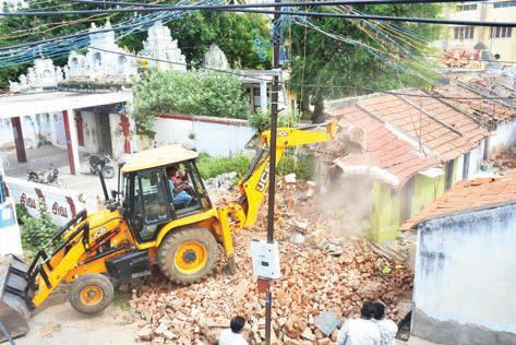 கிருஷ்ணகிரி: ஆக்கிரமிப்புகள் அகற்றம்