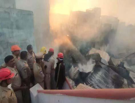 பர்னிச்சர் கடையில் தீ: ரூ.1 கோடி மதிப்புள்ள பொருட்கள் எரிந்து நாசம்