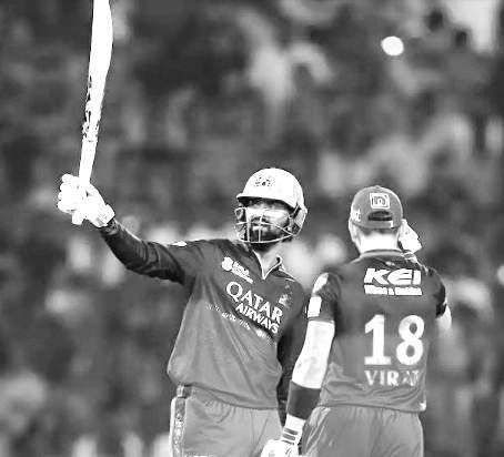 Pandya answers RCB's call as tables turn in Delhi