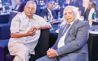 Schaffter and Jayasinghe take centre stage at SLC awards