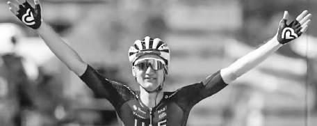 Wellens cruises to maiden Tour win