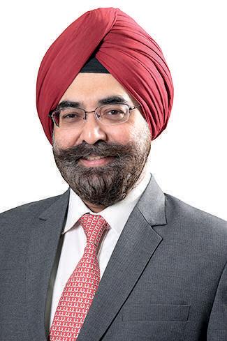 Standard Chartered Sri Lanka hosts PD Singh, CEO for India & South Asia