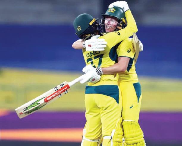 Mooney's rescue act for the ages denies Pakistan a historic win