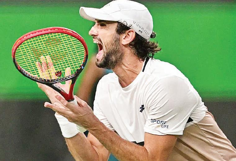 Vacherot beats cousin for historic Shanghai title