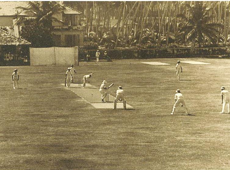 Review: Simon’s Thomia: For School and Country