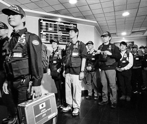 Japan deploys emergency medics to help disaster victims