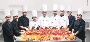 Arpico welcomes Christmas with its signature Christmas cake celebration