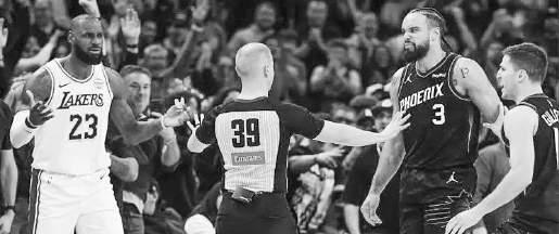 James and Brooks clash in Lakers win over Phoenix