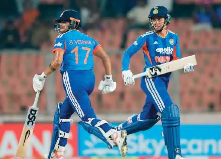 Record Mandhana-Verma stand sees India go 4-0 up
