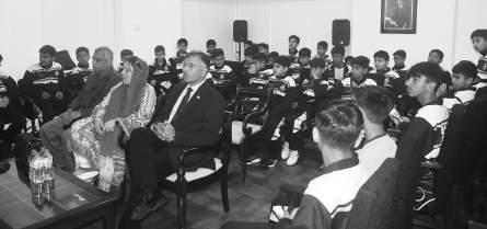 Lahore Aitchison College students visit Pakistan High Commission, Colombo