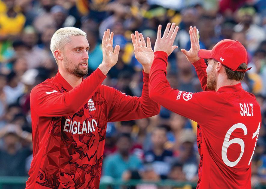 England turn the heat on Sri Lanka with 51 run rout