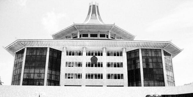 Retirement age for judges: Innovation and policy