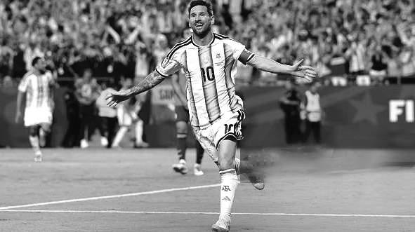 Messi sets more records as Argentina maintain perfect start