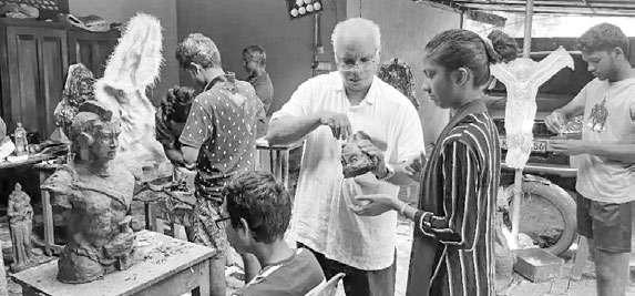 Lankan priest shapes next generation of artists