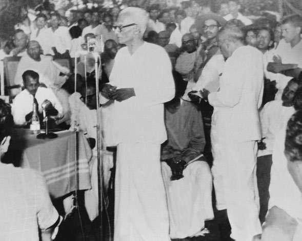 A World of Books: Martin Wickramasinghe in Colombo