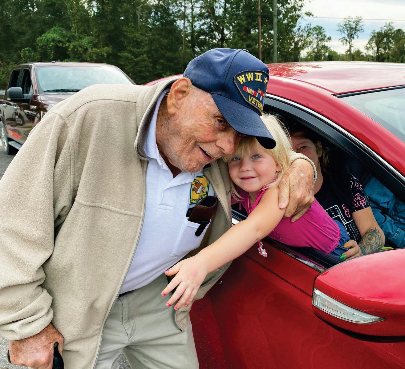 WWII veteran feeds 1000s from his own garden!