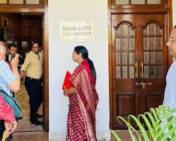 DELHI CM UNVEILS BUDGET, RS 5,100 CR FOR WOMEN SCHEME