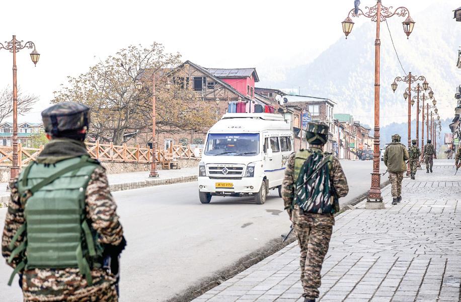 J&K govt announces Rs 10 lakh ex-gratia for kin of deceased