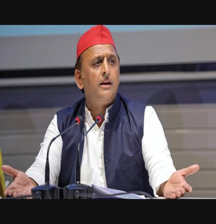 SP Comment on Deputy CM BJP Workers Burn Akhilesh Yadav's Effigy in Amethi