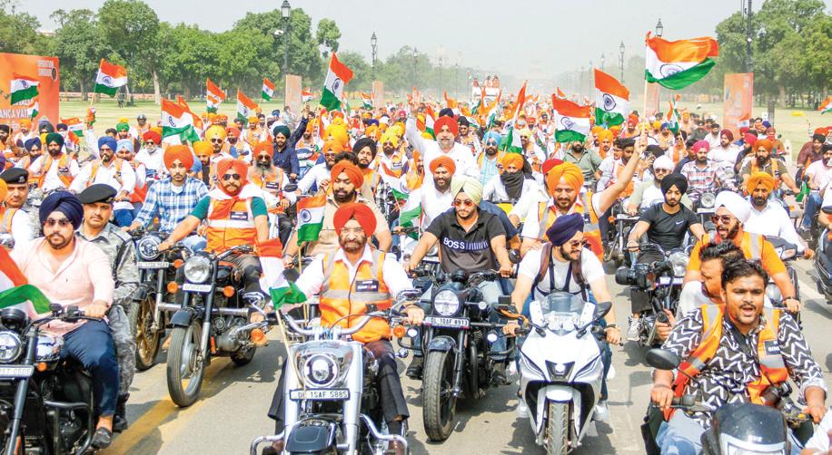 Delhi Minister Sirsa Leads Tiranga Yatra to Honour Indian Army's Bravery