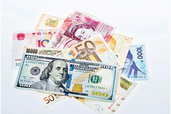 India's Forex Reserves Near Record High