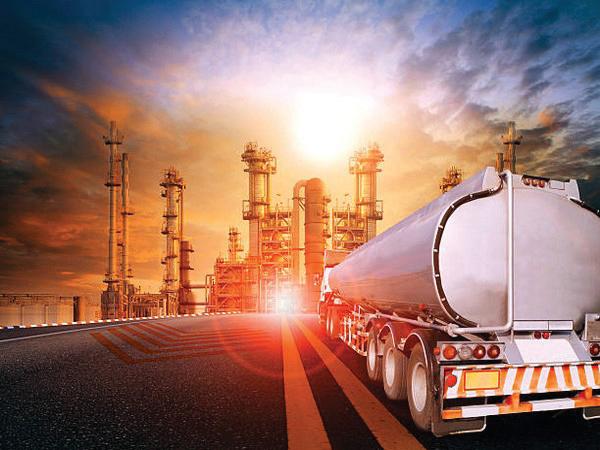 Crude Over $100 Will Hit India Hard, Say Experts