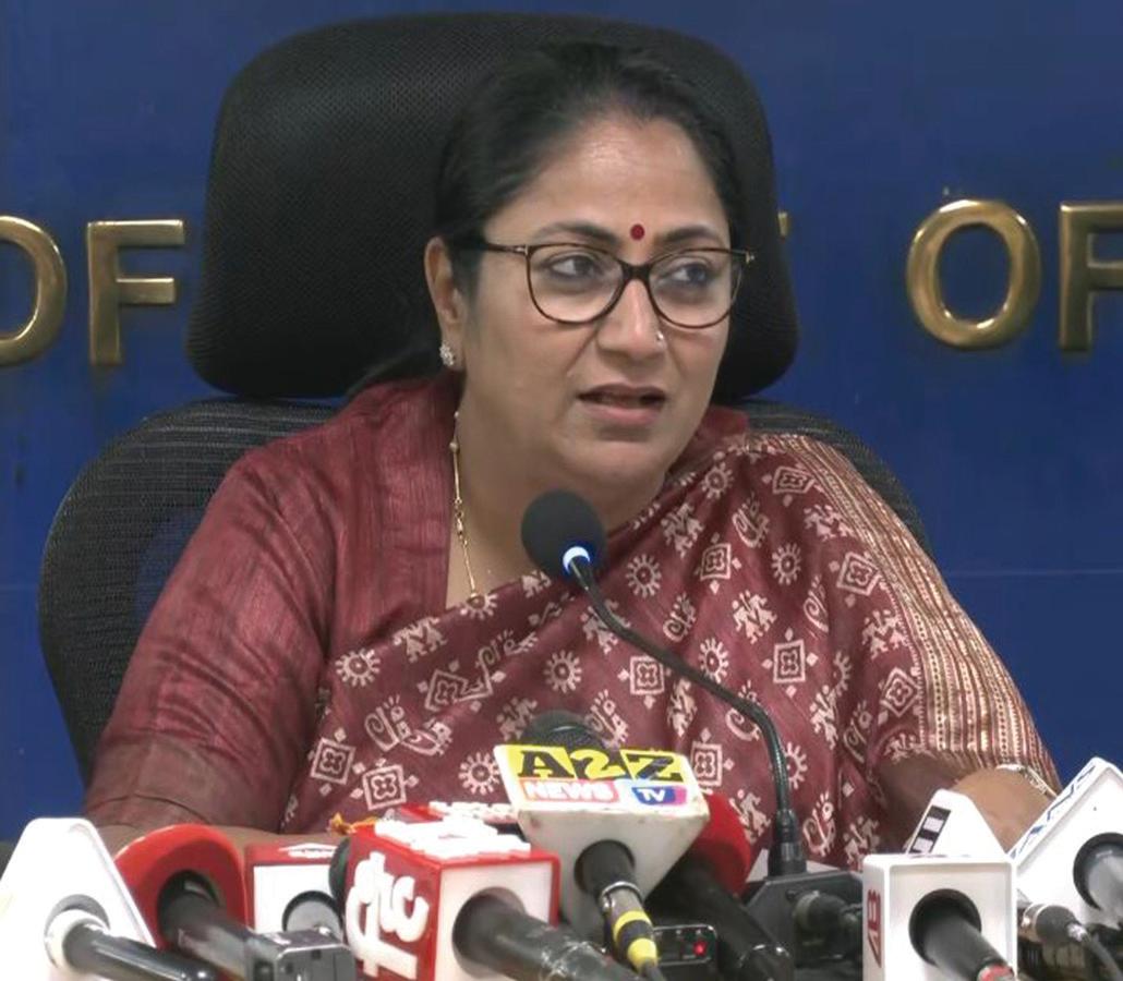 Delhi Govt Scraps Requirement of Police License for 7 Business Establishments