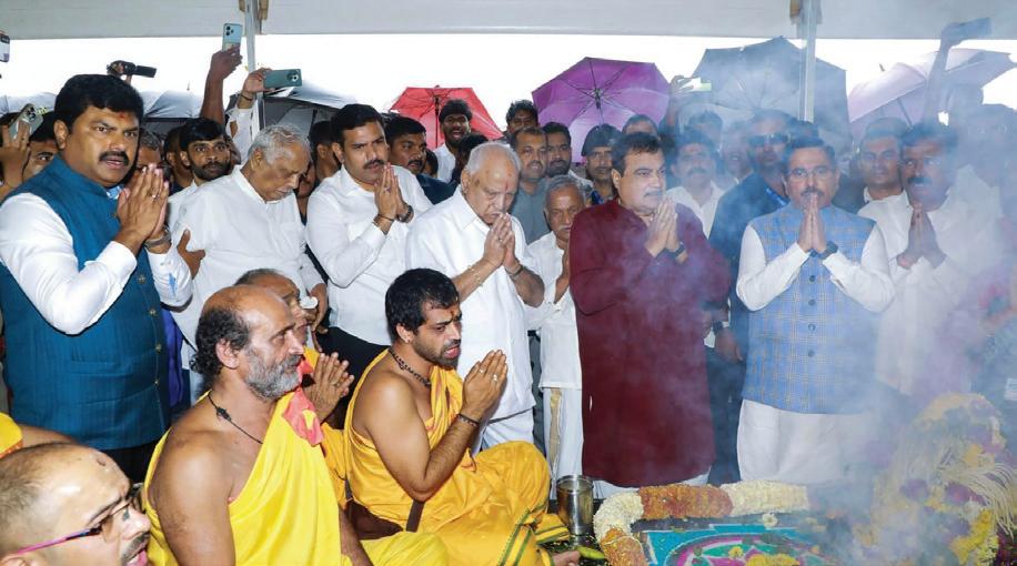 NITIN GADKARI INAUGURATES SIGANDUR BRIDGE, CM SIDDARAMAIAH BOYCOTTS EVENT