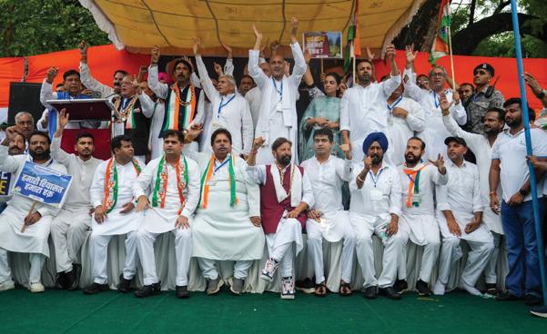 Congress Stages Protest to Demand Immediate Restoration of Statehood to J&K