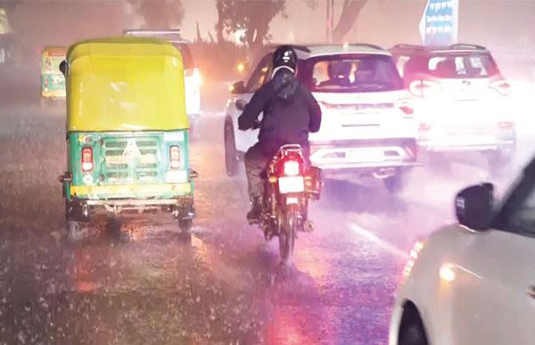 Rain hits Delhi-NCR, more showers expected: IMD