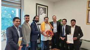 Web3 delegation submits suggestions to Finance Panel chief