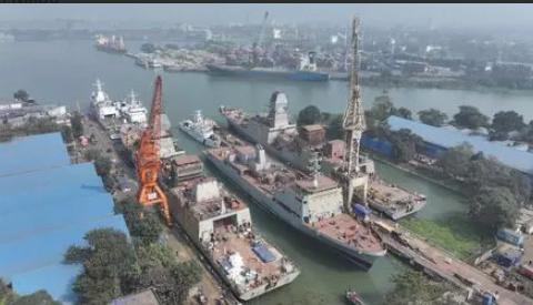 CABINET OKAYS RS 69,725 CR SHIPBUILDING BOOST