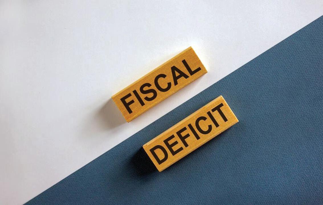 Centre's fiscal deficit at 38.1% of full-year target till August