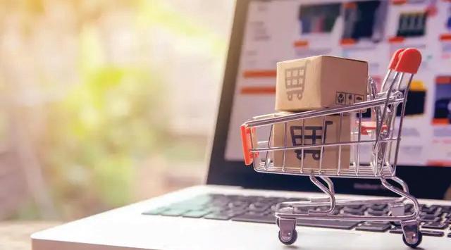 Govt launches probe into e-commerce platforms over extra charges