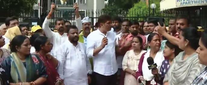 AAP protests against attack on CJI B R Gavai in Supreme Court