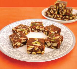 CELEBRATE SWEETLY: HEALTHY FESTIVE DESSERTS TO TRY THIS SEASON