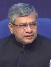 Vande Bharat 4.0 should benchmark on all parameters: Vaishnaw