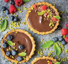 VEGAN DESSERTS: DECADENT, DAIRY-FREE, AND DELICIOUS