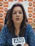 UBT Sena’s Priyanka Chaturvedi accuses EC of “escaping accountability”