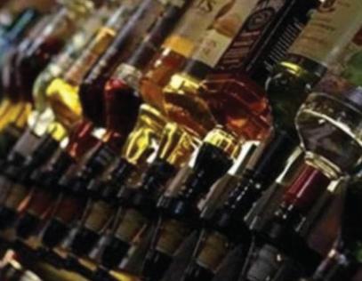 Liquor vend staff caught refilling costly bottles with cheap alcohol in Delhi mall